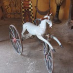 Tricycle à cheval grand modèle Jouet de collection, fin XIXe. En état de marche